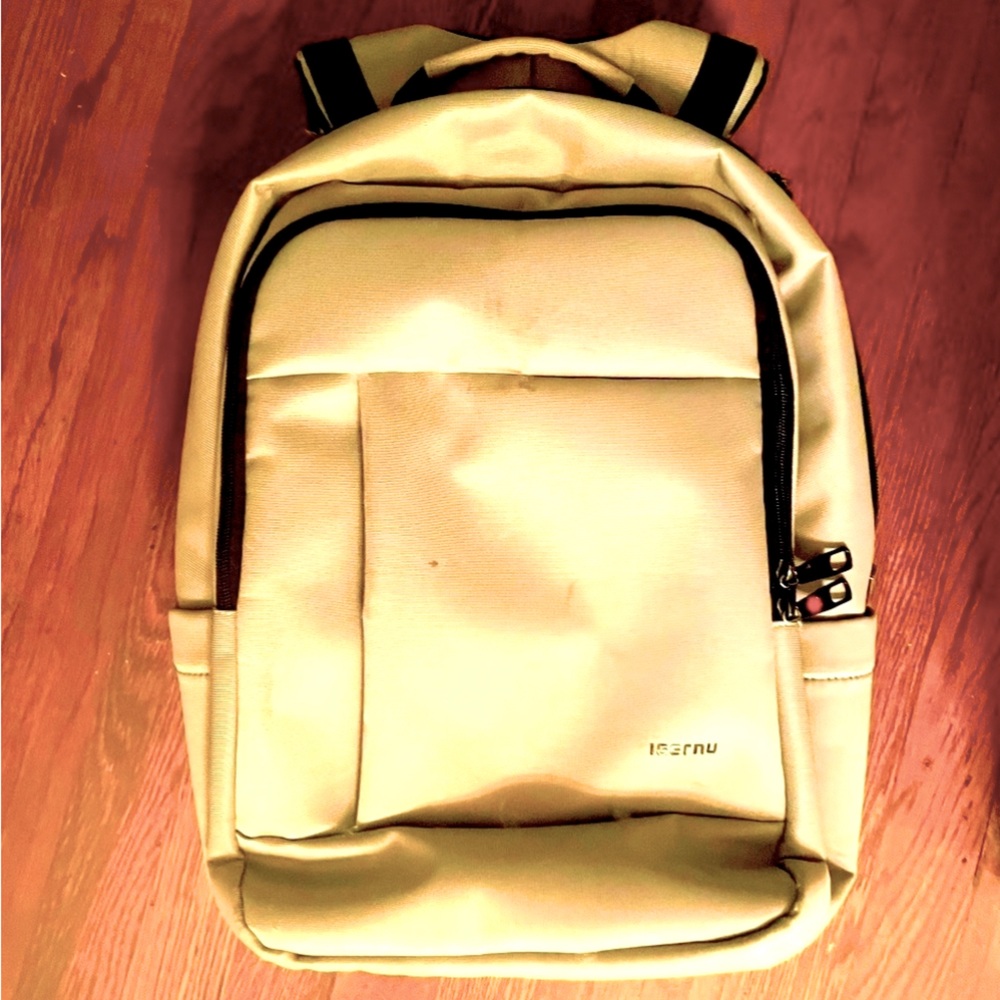 Backpack 🎒